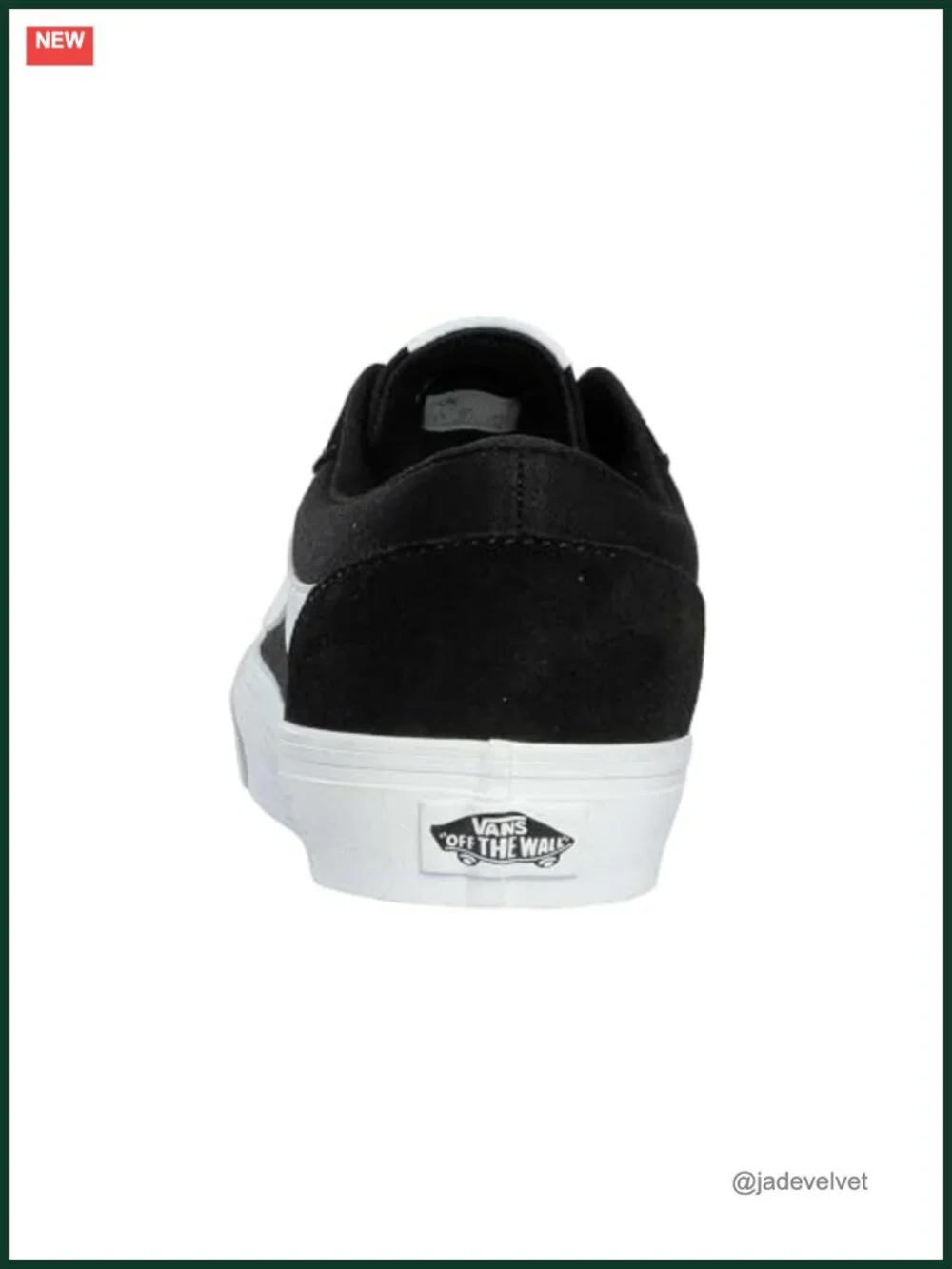 Low Top Sneakers with Oversized Sidestripe